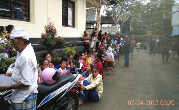  Pencairan bantuan PKH kepada 211 RTS di Kec. Susut.