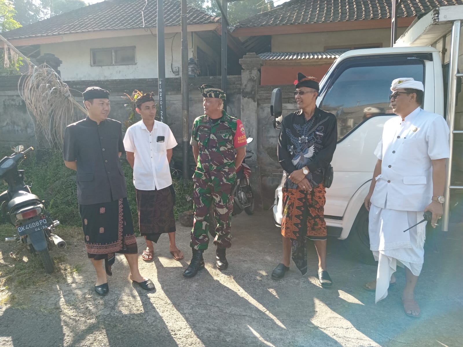Camat Susut Bersapa# Bersinergi Untuk Menyapa# Bapak Camat Susut Mendampingi Bapak Wagub Upesaksi Ng