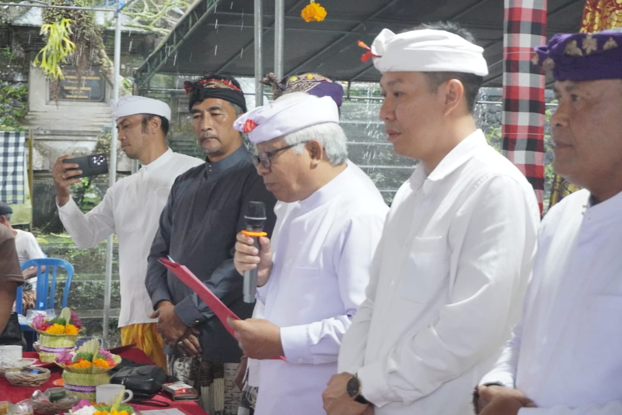 #Camat Susut Bersapa, Bersinergi Untuk Menyapa #Pengukuhan Prajuru Desa Adat Kikian