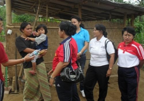 Gerbangdes Sigot di Desa Tiga